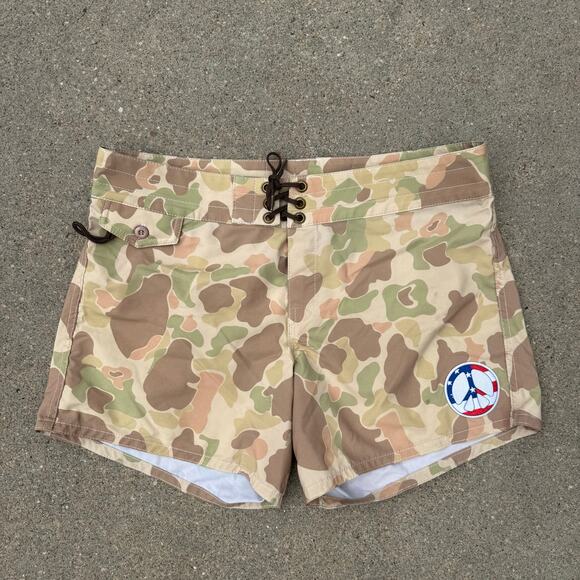 Birdwell Beach Britches Camo Button Fly Lace Tie Cargo Shorts USA Peace Size 12 - Picture 2 of 12
